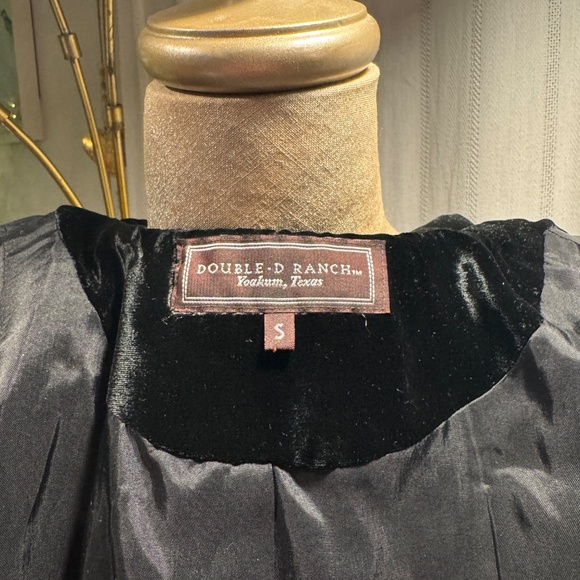 Double-D Ranch - Picture 4 of 7